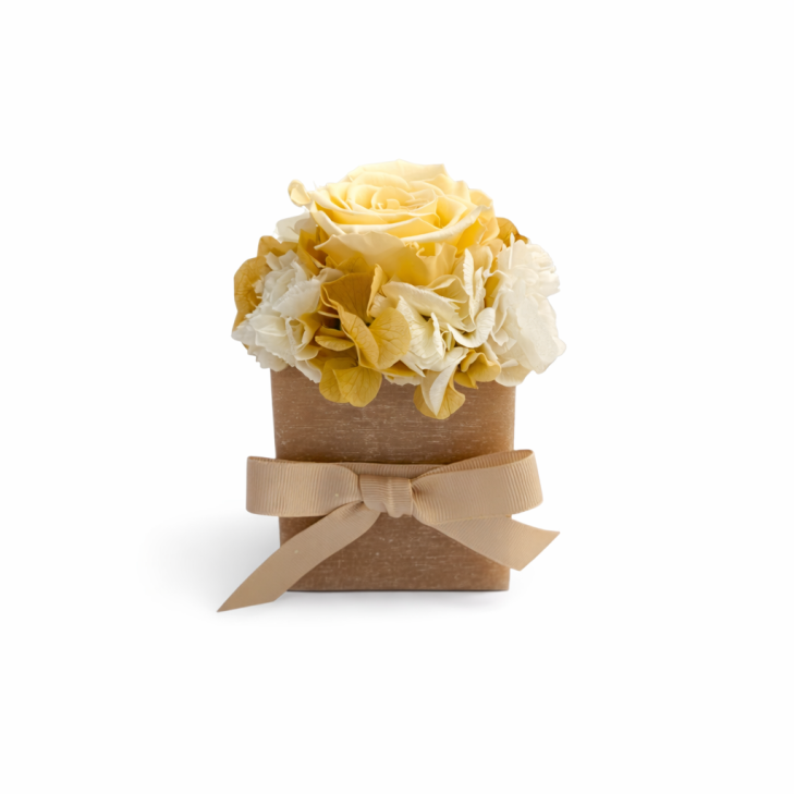 Honey-Colored Scented Wax Cube - Cream, White Flowers