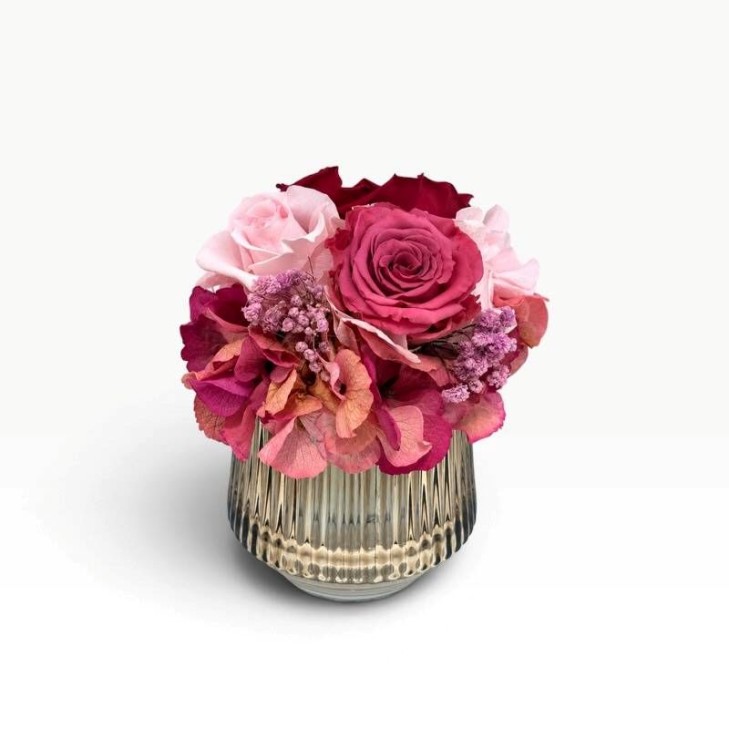 Petit Vase Rouge - Vintage - Red Glass Vase with burgundy, pink, white flowers