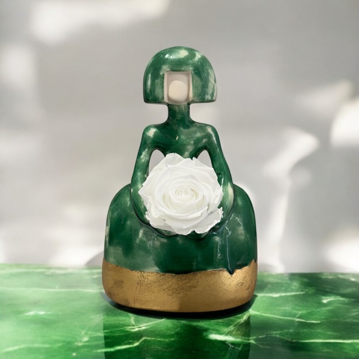 Green/Gold Leaf Meninas - Molded Ceramic Piece