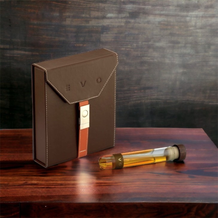 CigarCase 05 – Cigar holder with 5 glass tubes with brandy/grappa