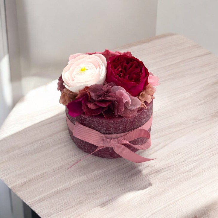 Burgundy-Colored Scented Wax Round Uffizi - Burgundy Flowers