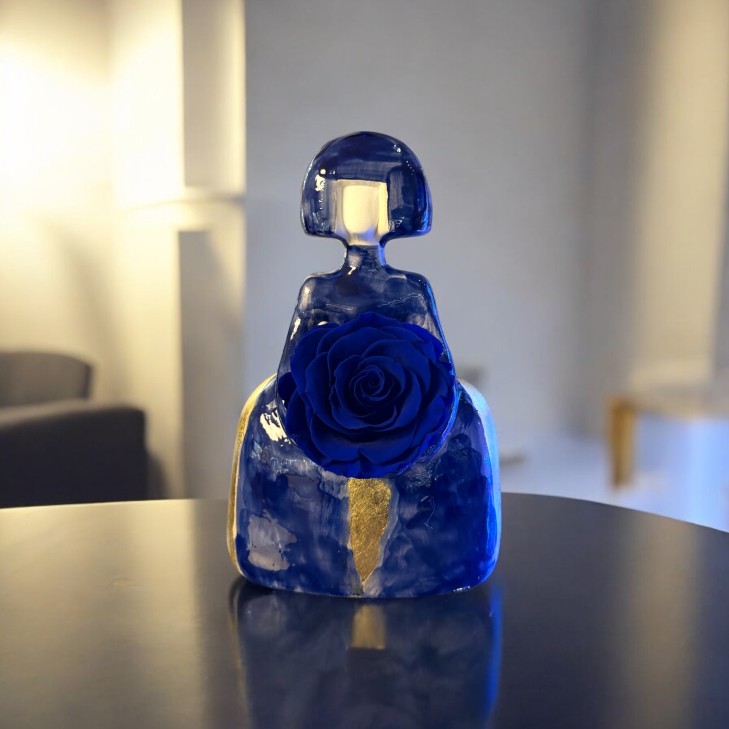 Blue/Gold Leaf Meninas - Molded Ceramic Piece