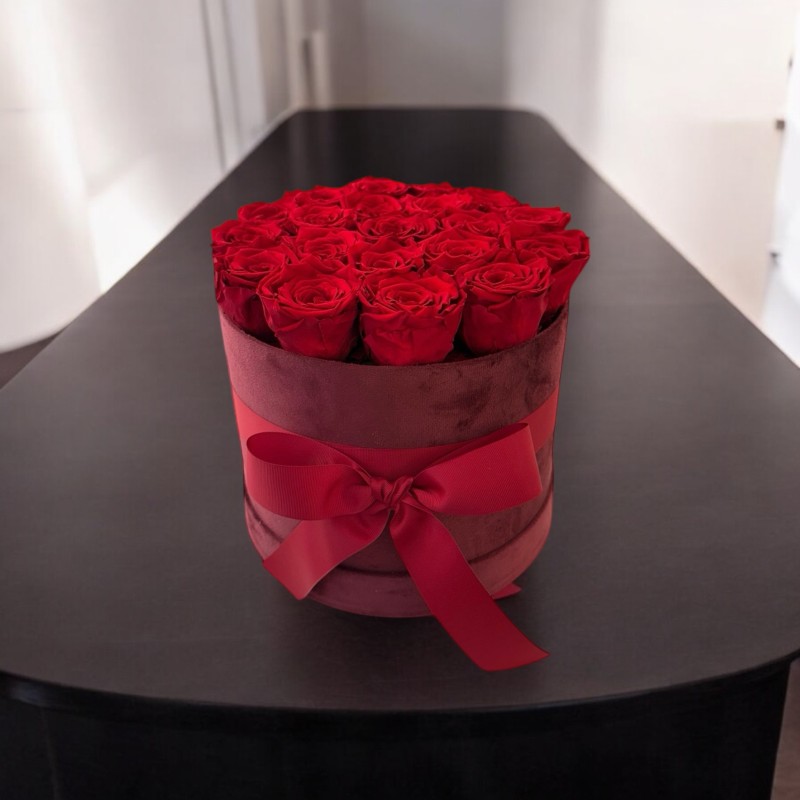 Cappelliera velluto rosso/bordeaux con rose naturali stabilizzate color rosso