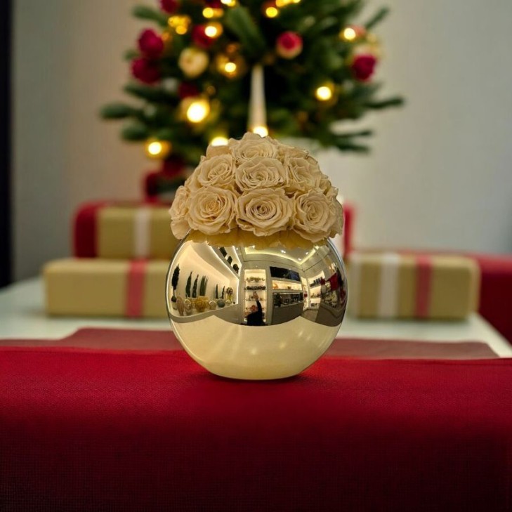 Sfera vetro color oro con rose crema - 02