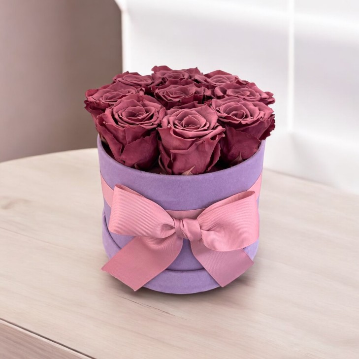 Cappelliera velluto malva con 9 rose naturali stabilizzate color rosa 02
