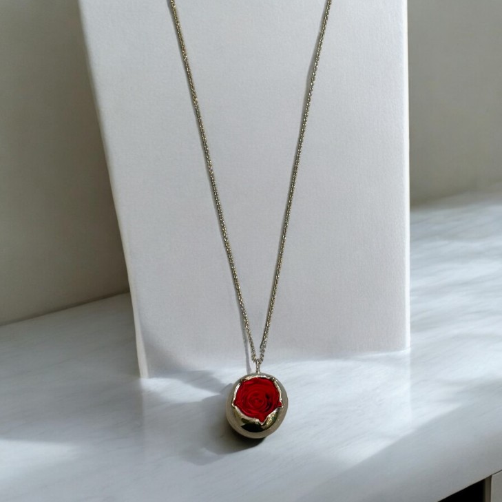Collana Moon M002 in argento con rosa naturale