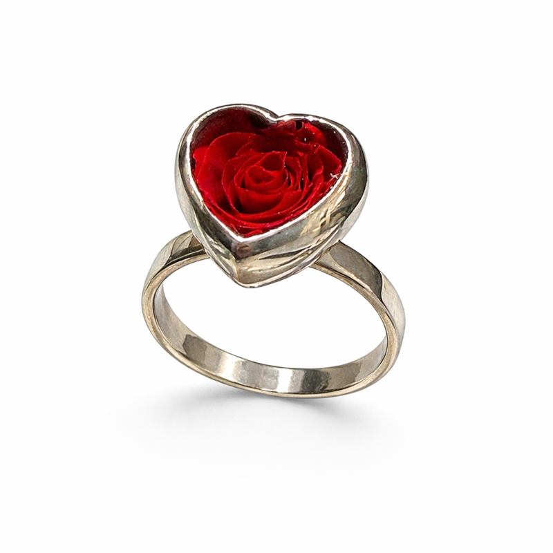 Anello classico Cuore 001 in argento con rosa naturale