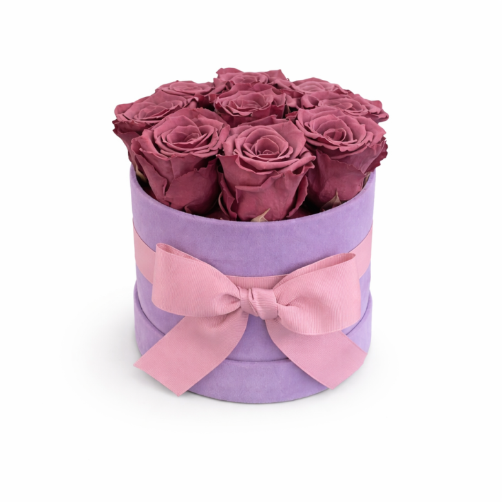 Cappelliera velluto malva con 9 rose stabilizzate color rosa 02