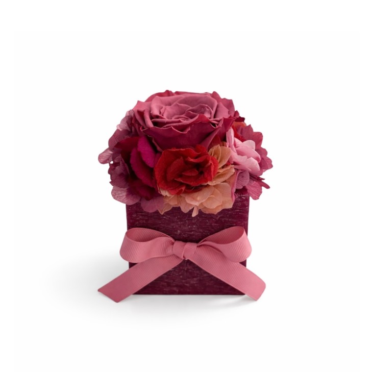 Cubo Cera Profumata Bordeaux con fiori color bordeaux, rosa e bianco