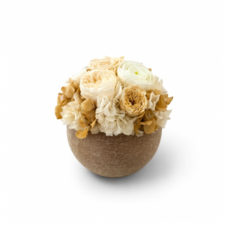 Boule Cera Profumata Miele con fiori color crema e bianco